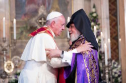 Papa Francesco con il Catholicos Karekin II