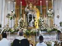 cor La svelata della Madonna del Rosario dalla cappella all’altare maggiore