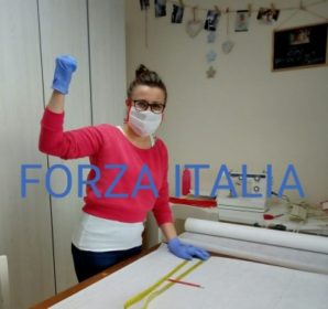 Coronavirus e dintorni / Sarta di Zafferana confeziona 300 mascherine e le dona al Comune: “Un  medico ne ha volute 24”