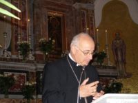 monsignor Vigo, vescovo emerito di acireale