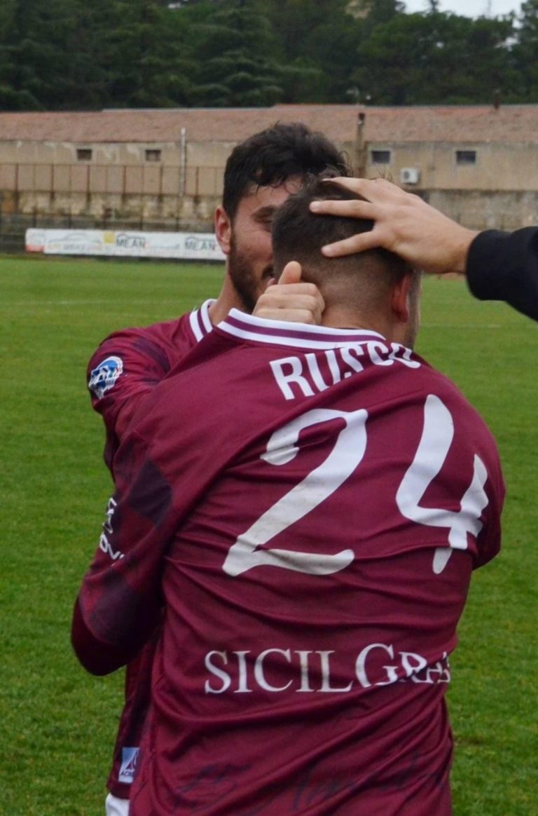 Acireale calcio/ Il Biancavilla in dieci stoppa i granata (2-2)