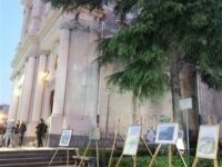 Aci San Filippo opere in esposizione en plein air