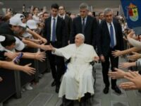 Papa-Francesco-incontra-i-ragazzi