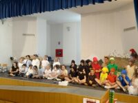 bambini della primaria galilei al festival chi è di scena