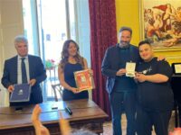 assessore Di Mauro assessore Pulvirenti sindaco barbagallo e un ragazzo dell’associazione Guardastelle