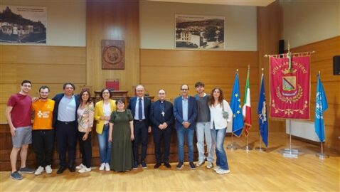 conferenza stampa a Lamezia Terme