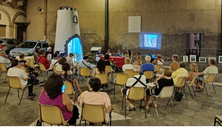 Libri / Anche a Torre con le poesie di don Tornabene il creato canta la bellezza di Dio