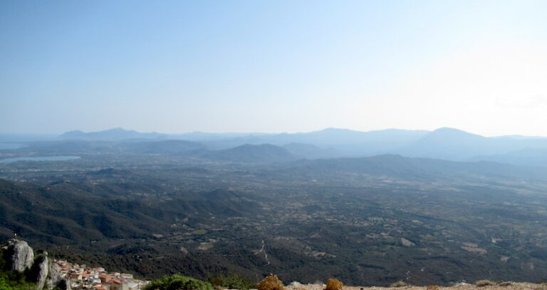 Sardegna oggi – 1 / La seconda isola del Mediterraneo, ricca di panorami mozzafiato, ma priva di autostrade