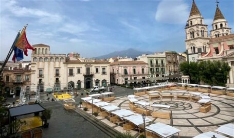 I colori del gusto piazza Duomo Acireale