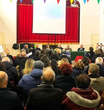 presentazione libro di D'Anna e Seminara su Aci Platani