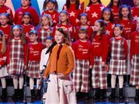 Anna Sole canta la canzone vincitrice dello Zecchino d’oro 2024