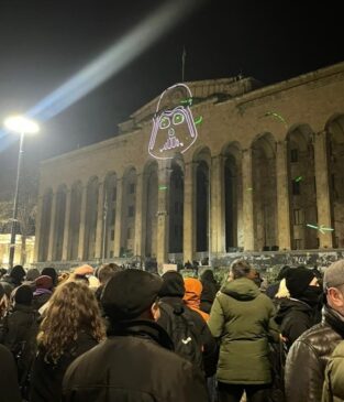 proteste dei giovani in-Georgia