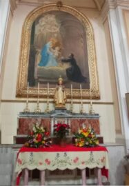 Altare con il bambinello di Praga in chiesa Madre