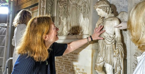 Firenze / Generosa donatrice fa restaurare il monumento a Louisa Stolberg, compagna dell’ Alfieri