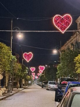 cuori luminosi in via Vittorio Emanuele