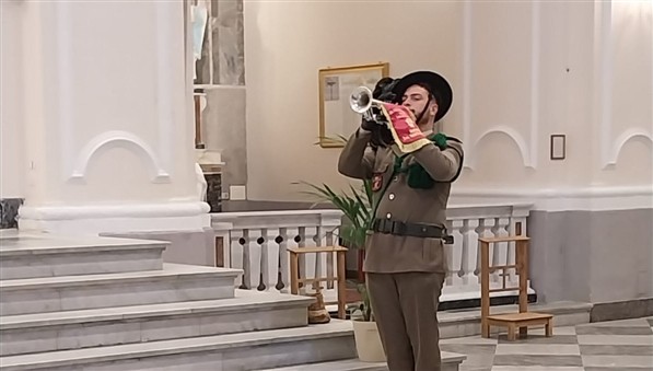 Trombettiere alla commemorazione vittime naufragio Oria