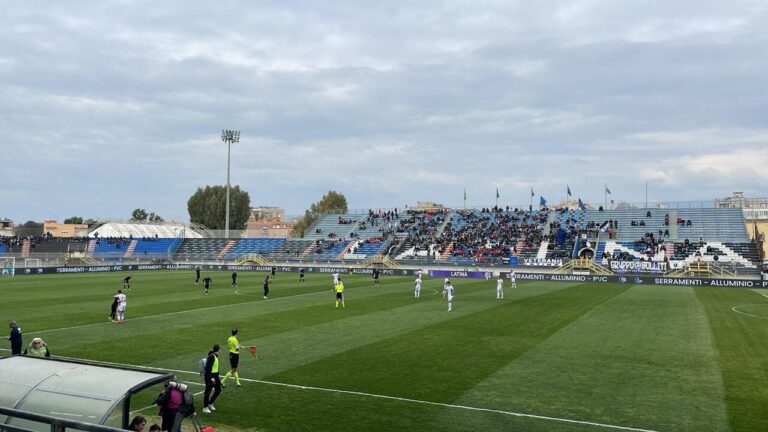 Calcio Catania / Latina battuto con un poker firmato da Jimenez e Montalto